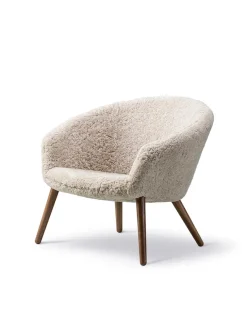 Fredericia Furniture Ditzel Lounge Chair, lammeskind fra><noscript><img width=