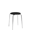 Fritz Hansen Dot Skammel, sortlakeret ask af Arne Jacobsen> Skamler