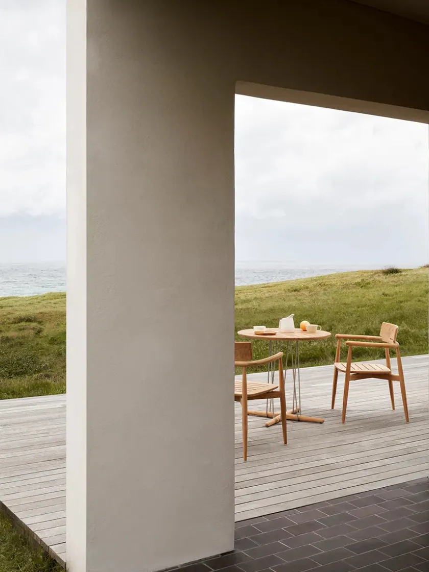 Carl Hansen & Søn E022 Havebord, Ø80 fra> Haveborde