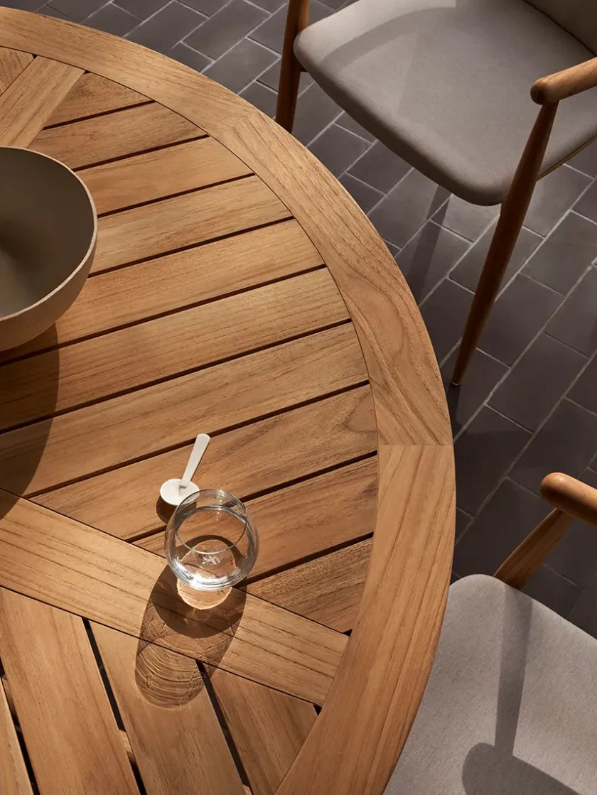 Carl Hansen & Søn E022 Havebord, Ø80 fra> Haveborde