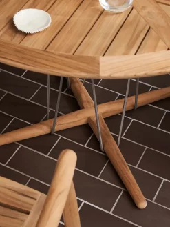 Carl Hansen & Søn E022 Havebord, Ø80 fra><noscript><img width=