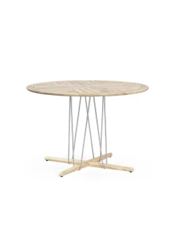 Carl Hansen & Søn E022 Havebord, Ø140 fra><noscript><img width=