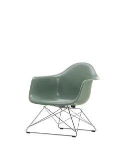 Vitra Eames Fiberglass Armchair LAR, forkromet fra><noscript><img width=