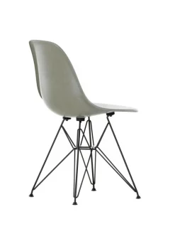 Vitra Eames Fiberglass Chair DSR, sortlakeret fra><noscript><img width=