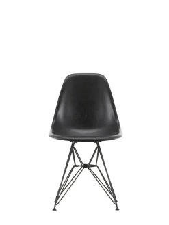Vitra Eames Fiberglass Chair DSR, sortlakeret fra><noscript><img width=