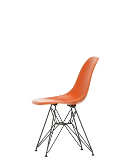 Vitra Eames Fiberglass Chair DSR, sortlakeret fra><noscript><img width=