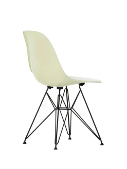 Vitra Eames Fiberglass Chair DSR, sortlakeret fra><noscript><img width=