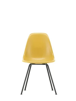 Vitra Eames Fiberglass Chair DSX, sortlakeret fra><noscript><img width=