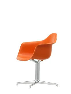 Vitra Eames Plastic Armchair DAL fra><noscript><img width=