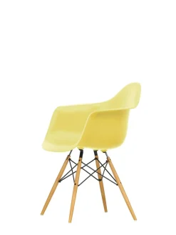 Vitra Eames Plastic Armchair DAW, ahorntræ fra><noscript><img width=