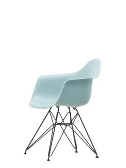 Vitra Eames Plastic Armchair DAR, sort pulverlakering fra><noscript><img width=