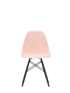 Vitra Eames Plastic Side Chair DSW, sortlakeret ahorntræ fra><noscript><img width=