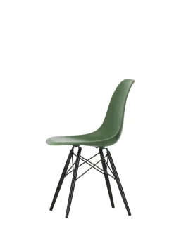 Vitra Eames Plastic Side Chair DSW, sortlakeret ahorntræ fra><noscript><img width=