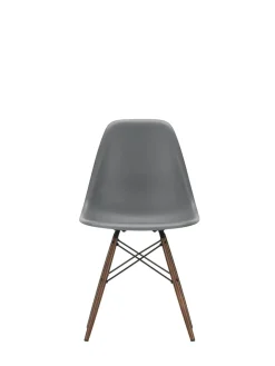 Vitra Eames Plastic Side Chair DSW, mørkbejdset ahorntræ fra><noscript><img width=