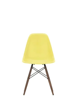 Vitra Eames Plastic Side Chair DSW, mørkbejdset ahorntræ fra><noscript><img width=