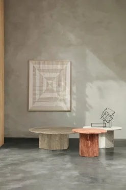 GUBI Epic Coffee Table Ø80 cm, travertine fra><noscript><img width=