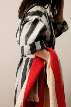 Ferm Living Field Robe, off-white/chocolate fra><noscript><img width=