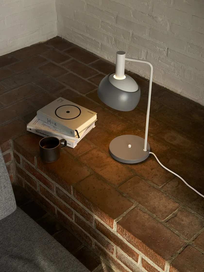 Louis Poulsen FJ Elements Table Lamp fra> Spots
