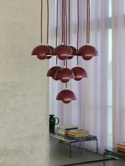 &Tradition Flowerpot Chandelier VP10, 10 pendants reversed fra><noscript><img width=