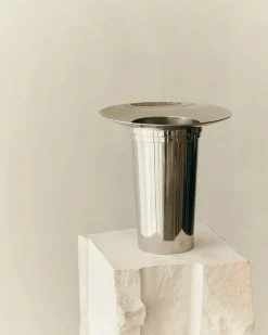 Louise Roe Fountain Vase 01 fra><noscript><img width=