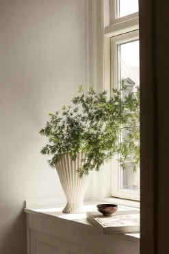 Ferm Living Fountain Vase fra> Vaser