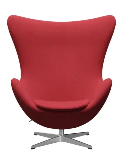 Fritz Hansen Ægget, sort læder/aluminium af Arne Jacobsen><noscript><img width=