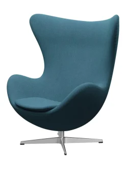 Fritz Hansen Ægget, sort læder/aluminium af Arne Jacobsen><noscript><img width=