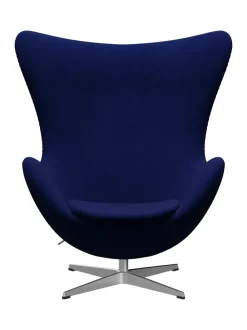 Fritz Hansen Ægget, sort læder/aluminium af Arne Jacobsen><noscript><img width=