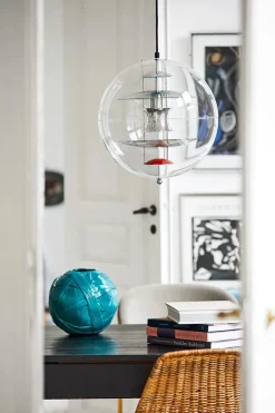 Verpan Globe, Coloured Glass pendel Ø40 af Verner Panton><noscript><img width=