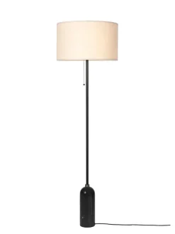 GUBI Gravity Gulvlampe fra><noscript><img width=
