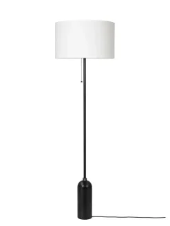 GUBI Gravity Gulvlampe fra><noscript><img width=