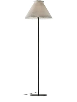 Le Klint 334H Gulvlampe, buttermilk fra><noscript><img width=