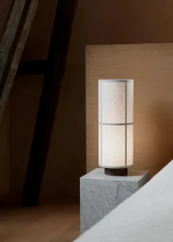 Audo Copenhagen Hashira Table Lamp White fra><noscript><img width=