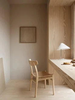 Carl Hansen & Søn HJW01 Opala Bordlampe af Hans J. Wegner><noscript><img width=