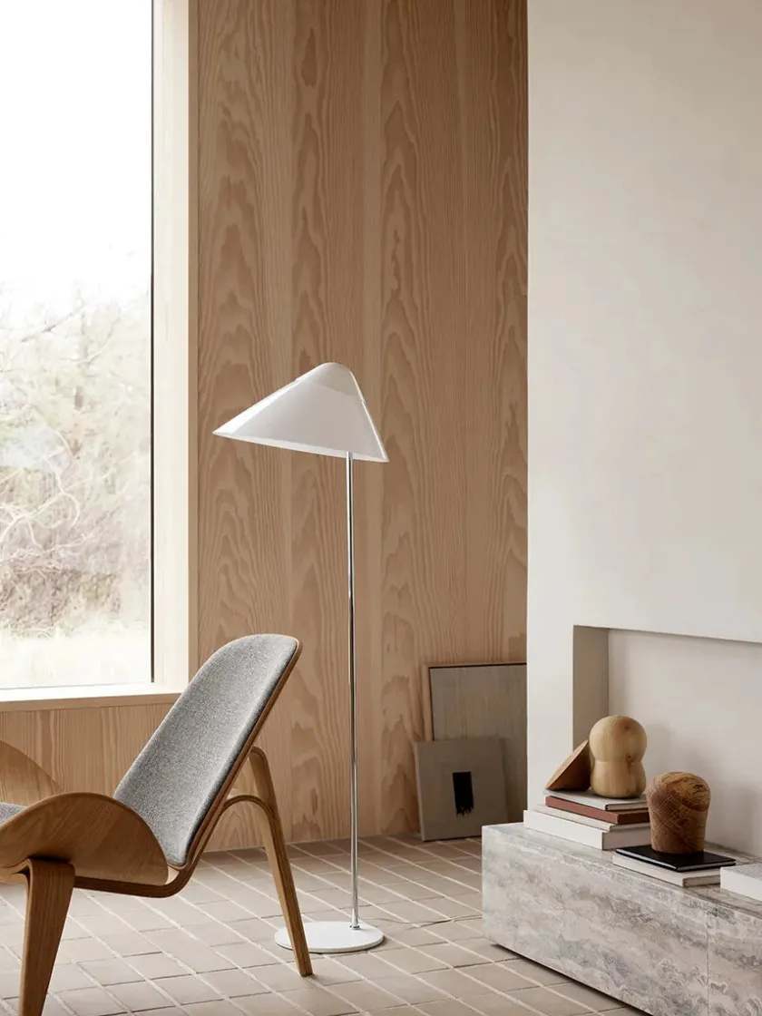 Carl Hansen & Søn HJW03 Opala Gulvlampe af Hans J. Wegner> Gulvlamper|Spots