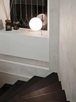 Flos IC T2 bordlampe fra><noscript><img width=