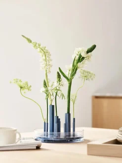 Fritz Hansen Ikeru Low Vase, dusk blue af Jaime Hayon> Vaser