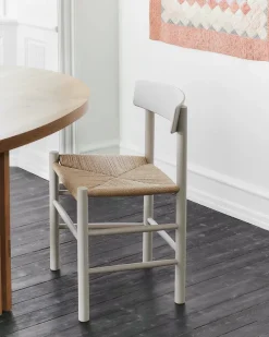 Fredericia Furniture J39 Folkestolen, Khaki grøn af Børge Mogensen><noscript><img width=