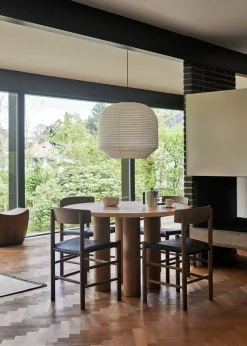 Fredericia Furniture J39 Folkestolen Sædepolstret, Sort Canvas af Børge Mogensen><noscript><img width=