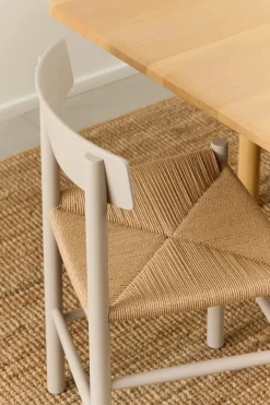 Fredericia Furniture J39 Folkestolen, sortlakeret bøg af Børge Mogensen><noscript><img width=
