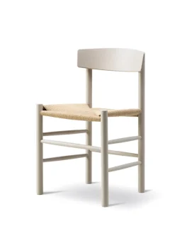 Fredericia Furniture J39 Folkestolen, Vintage lakeret af Børge Mogensen><noscript><img width=