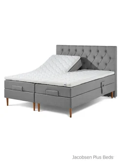 Jacobsen Plus Beds – Sengegavl Chest, Blå><noscript><img width=