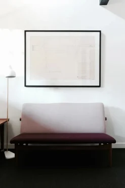 House of Finn Juhl Japan 2 pers. sofa, valnød af Finn Juhl><noscript><img width=