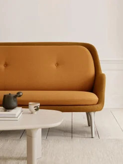 Fritz Hansen JH140 Fri Sofa fra><noscript><img width=