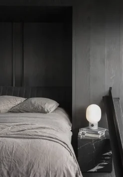 Audo Copenhagen JWDA Table Lamp, red travertine stone fra><noscript><img width=