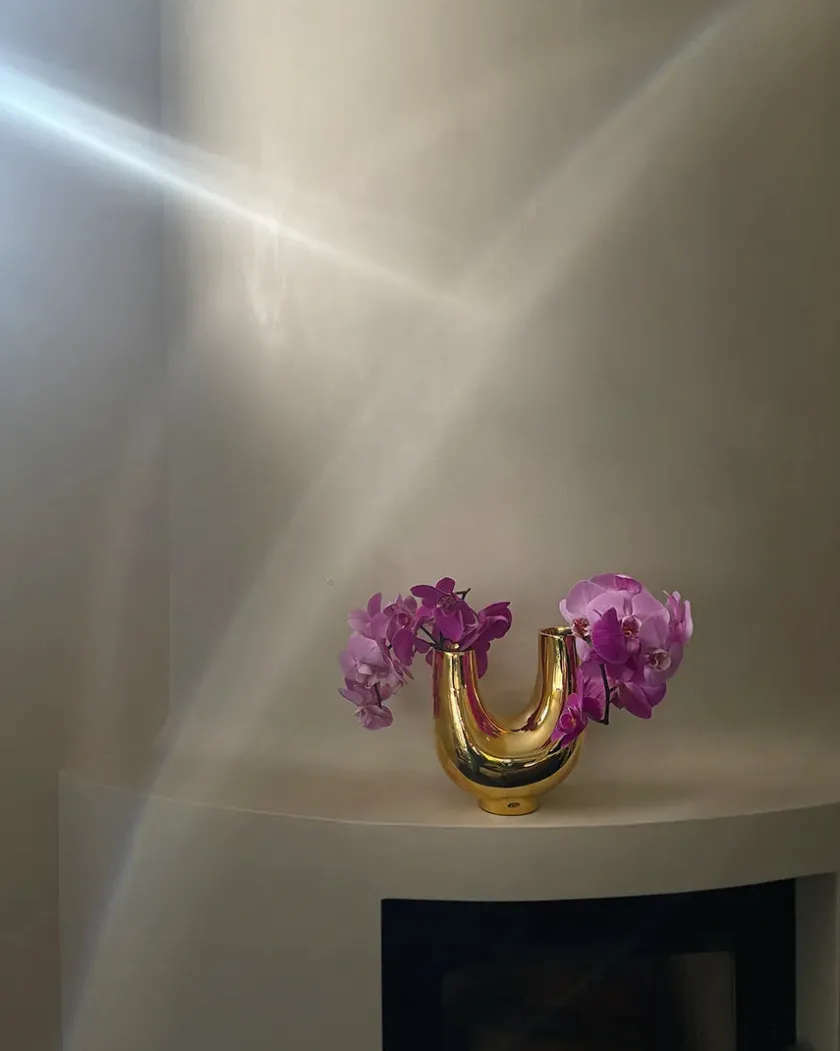 Hein Studio Kazumi StudioVase, gold fra Hein> Vaser