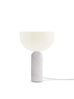 New Works Kizu Bordlampe Small, Black Marble fra><noscript><img width=