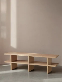Ferm Living Kona Bench, natural oak fra> Sideborde Og Små Borde