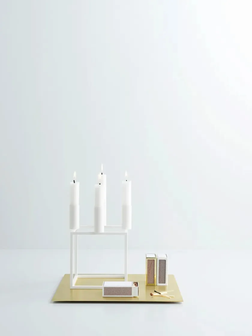 Audo Copenhagen Kubus 4 Lysestage, hvid fra> Adventsstager|Lysestager