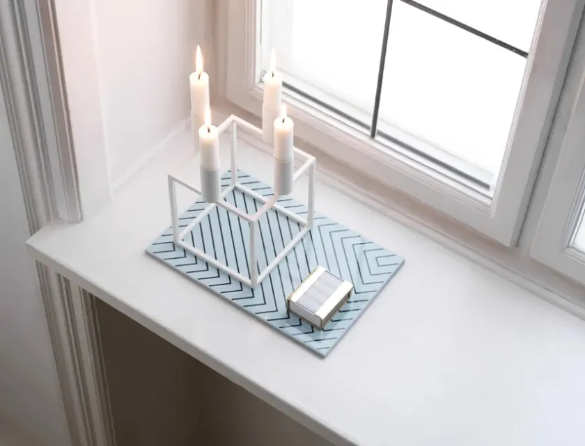 Audo Copenhagen Kubus 4 Lysestage, ivory fra> Adventsstager|Lysestager